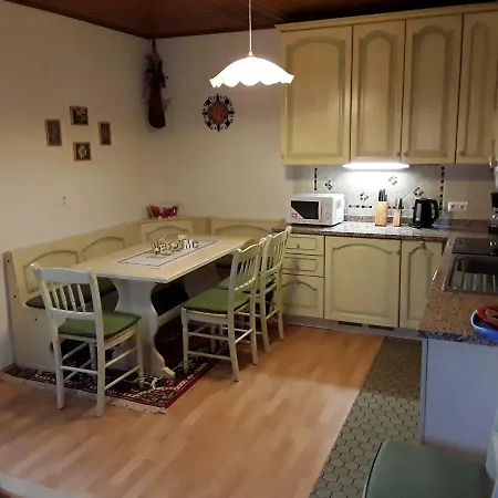 Bionda בית נופש טרופולאך